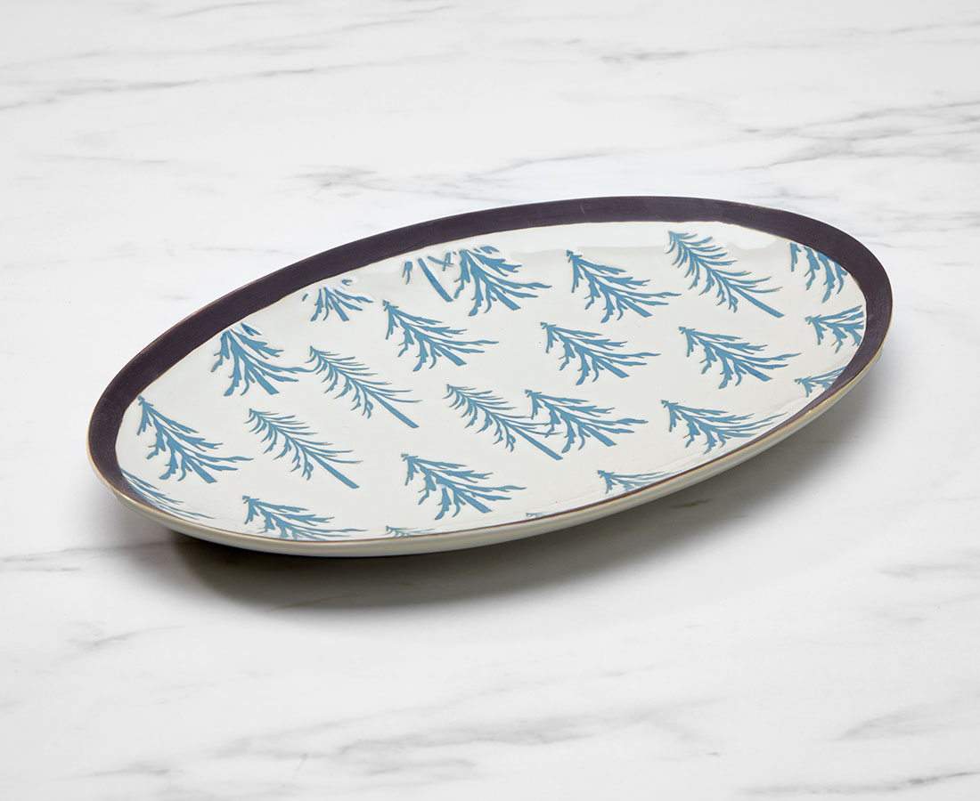 Winterland Forest Plate, 35.6 x 22 cm