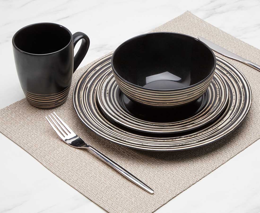 Tahiti Noir 16-Pc Dinnerware Set