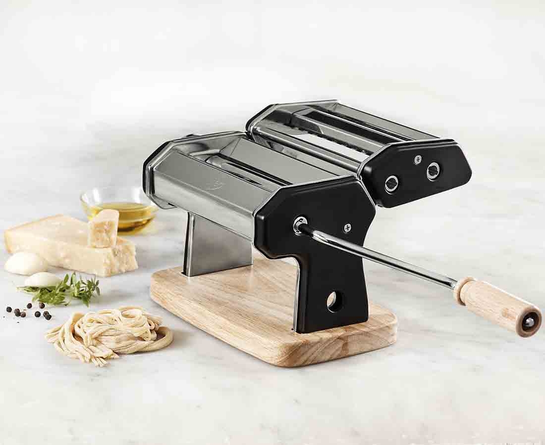 Remy Olivier Oak Pasta Machine