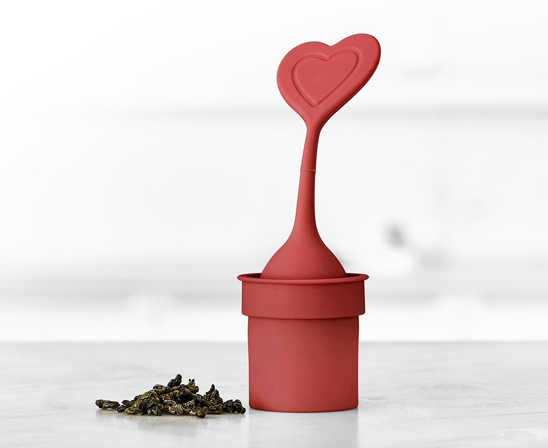 thinktea Serenitea Heart-Shaped Infuser with Stand
